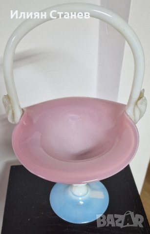 Уникално красива кошница в цвят  розово и млечно ягодово мляко., снимка 4 - Антикварни и старинни предмети - 43640369