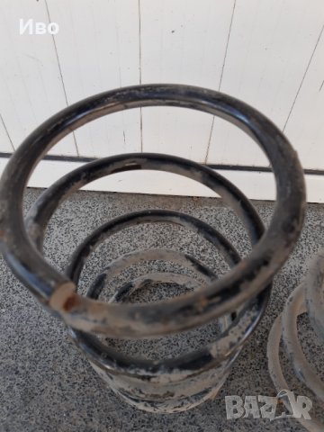 Предни и задни пружини за Mitsubishi Outlander Аутлендър 1, снимка 2 - Части - 43492093