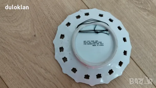 Красива декоративна чиния от Сейнт Луис САЩ., снимка 3 - Други ценни предмети - 47352623