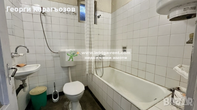 №4021 Етаж от къща с двор и паркомясто в квартал Училищни, Хасково., снимка 11 - Етаж от къща - 52208010