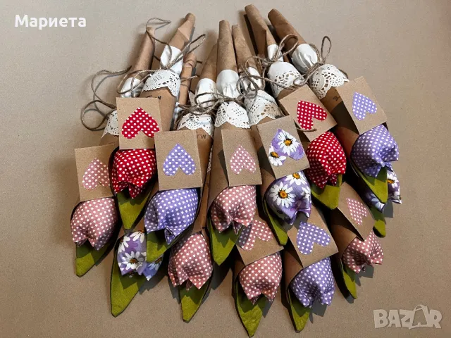 Лалета Текстилни Цветя Ръчна Изработка Букет Лалета , снимка 4 - Декорация за дома - 49317859