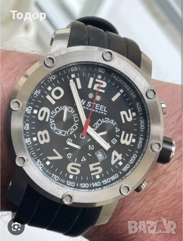 Часовник TW Steel