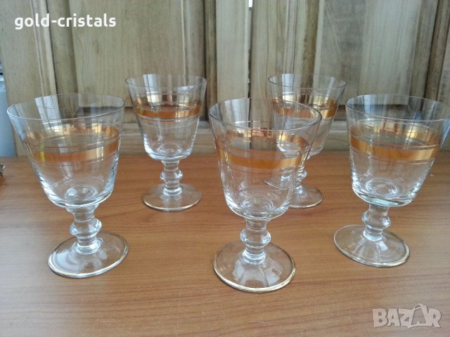 Ретро чаши з златен кант