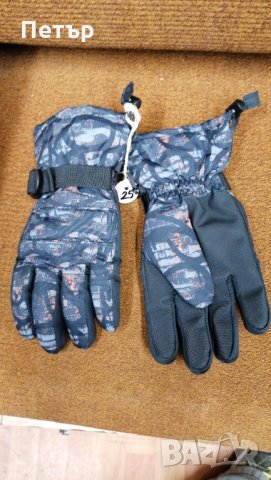 Продавам нови мъжки скиорски четирислойни красиви водоустойчиви ръкавици , снимка 2 - Зимни спортове - 35602534