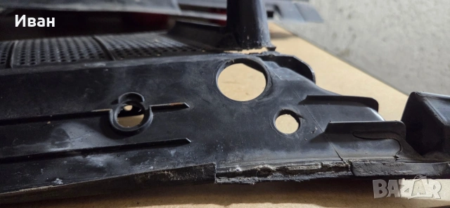 VW Golf 3 пластмаси под прозореца, снимка 4 - Части - 53421907