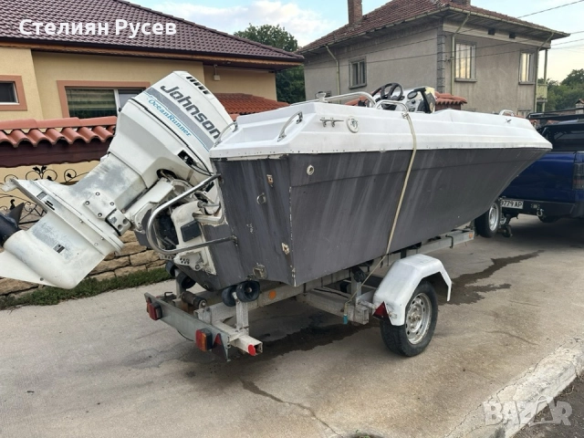  лодка 5.10м с колесар и двигател johnson ocean runner 175к.с v6 2t - обща цена 5500 лв (само компле, снимка 4 - Воден транспорт - 52027434