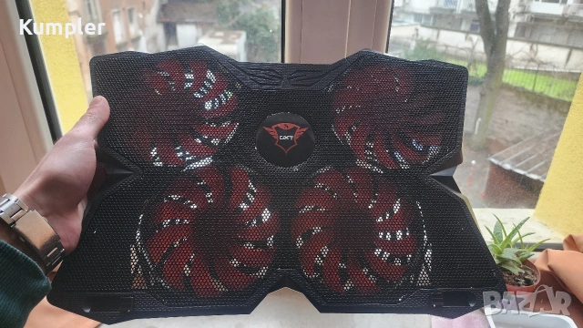 Охладител/стойка за лаптоп Trust GXT278