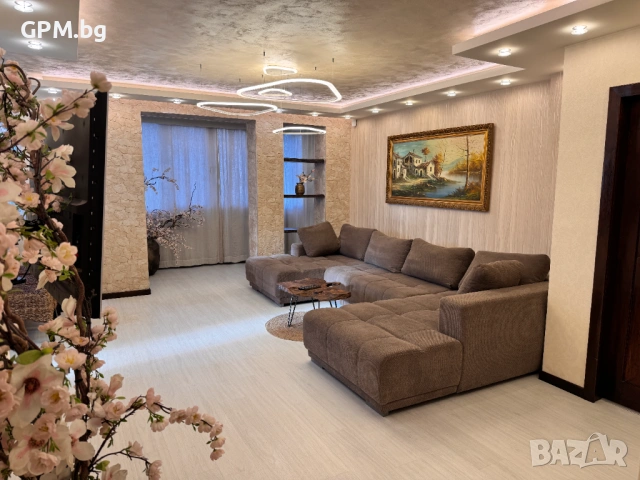 Модерен оазис в центъра на Варна, снимка 2 - Почивки на море - 53192398