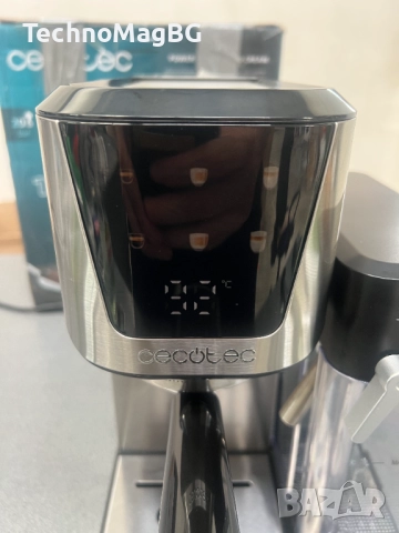 Полуавтоматична кафемашина Cecotec Power Espresso 20 Cream, снимка 5 - Кафемашини - 51498833