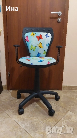 Детски стол за бюро, снимка 2 - Мебели за детската стая - 52053339