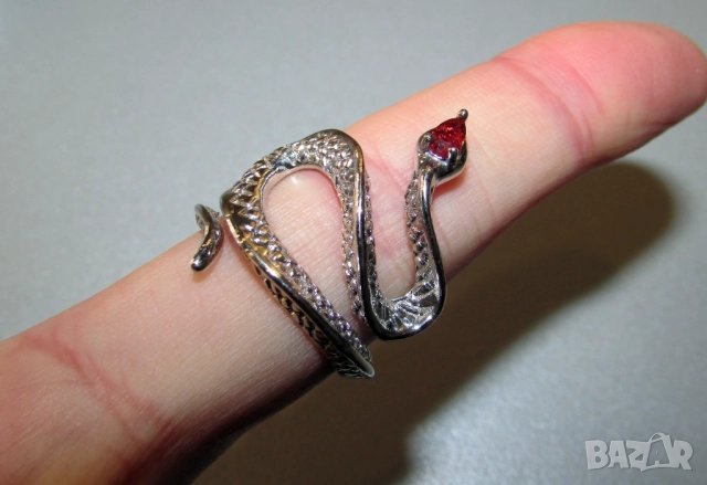 Пръстен змия с аметист гранат и перидот подходящи за подарък, снимка 4 - Пръстени - 50235478