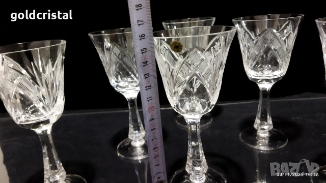 Кристални чаши Зорница , снимка 3 - Антикварни и старинни предмети - 36553504