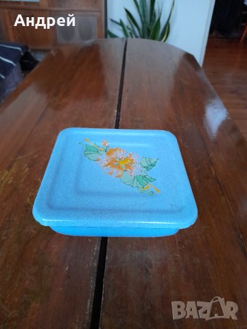 Стара емайлирана кутия за храна #3