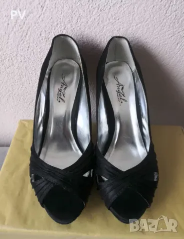 Дамски обувки с ток