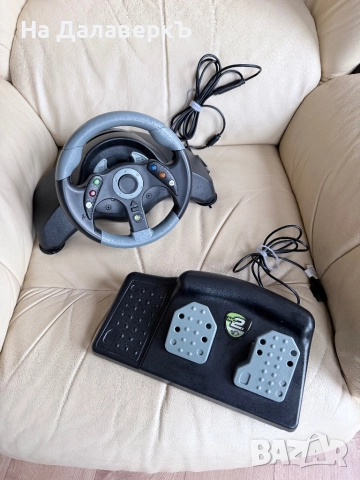 MicroCon Racing Wheel and Pedals за Xbox 360 с кутия, снимка 3 - Аксесоари - 52729432