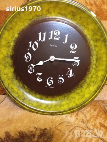 Zentra немски стенен електромеханичен часовник работещ