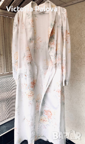 Скъп луксозен халат/пеньоар  LIBELLE  MACO-FROTTIER Австрия, снимка 5 - Други - 44856919