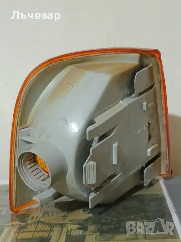 Мигач Audi 100 c3, снимка 4 - Части - 48743533