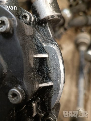 Вакум помпи Toureg 7L 5.0 07Z145309B

V380 030819G