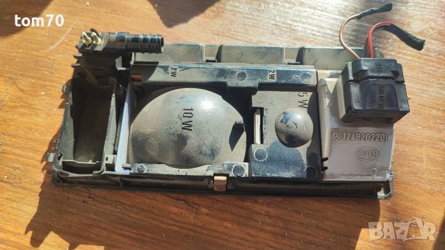 Централен Плафон  Мерцедес 124, Мерцедес 190 , снимка 4 - Части - 39212205