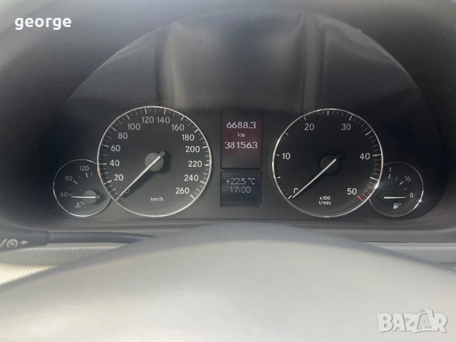 Мерцедес Бенц С220 CDI, снимка 15 - Автомобили и джипове - 51839701