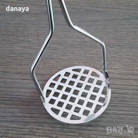 1860 Кухненска ръчна преса за картофи с цветна дръжка, снимка 3 - Прибори за хранене, готвене и сервиране - 32573603