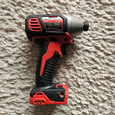 Milwaukee M18 BID 180 нютона импакт, снимка 3 - Винтоверти - 53598292