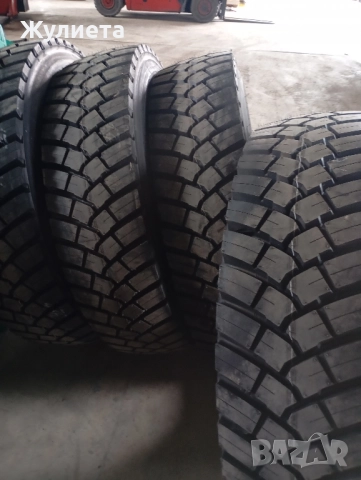 Bridistone 13R22.5 Товарен камион , снимка 4 - Аксесоари и консумативи - 51985683