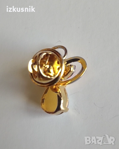 Кристална ангелска брошка от катедралата Нотр Дам, снимка 5 - Други - 52237791