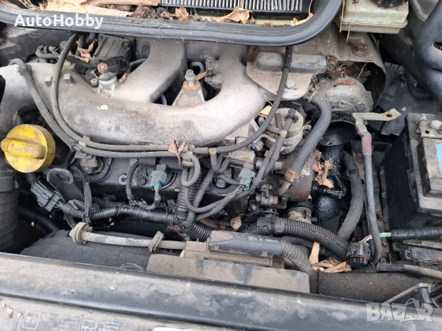 Рено Еспейс Renault Espace IV 3.0dCI Автоматик само на Части, снимка 11 - Автомобили и джипове - 49159425