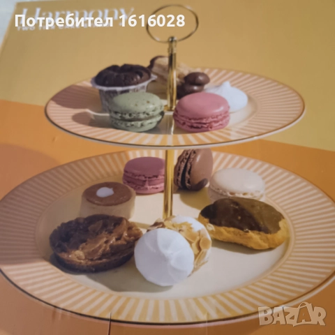 Нов порцеланов поднос - стойка за мъфини,сладки,бонбони и др. на две нива., снимка 8 - Аксесоари за кухня - 46504234