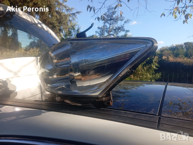 Toyota Auris 2010- Facelift Ляв Фар оригинален , снимка 3 - Части - 52224958