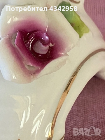 Capоdimonte. Античен свещник с роза., снимка 2 - Антикварни и старинни предмети - 52142004