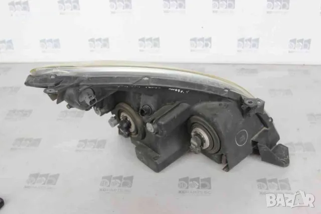 Ляв Фар за Toyota Corolla Verso (2003-2007), снимка 2 - Части - 48716031