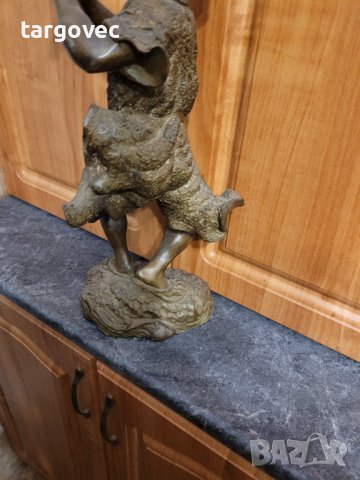 Прекрасна масивна статуетка, снимка 2 - Статуетки - 43421050