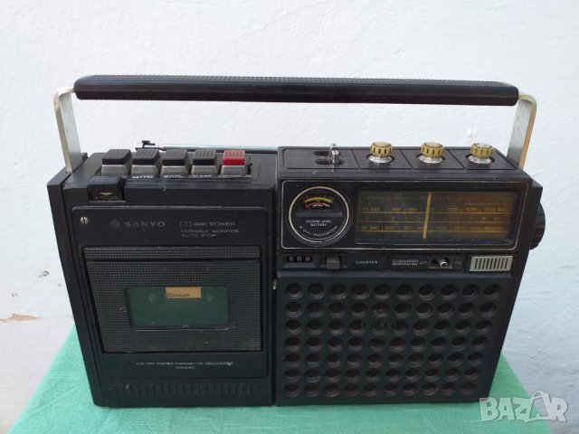 SANYO M 2430 F, снимка 2 - Радиокасетофони, транзистори - 28909449