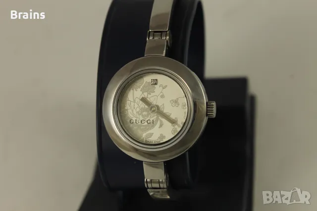 Оригинален Швейцарски Дамски Часовник GUCCI 105, снимка 3 - Дамски - 49094590