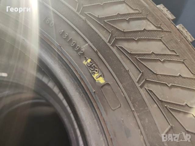 2бр.зимни гуми 225/75/16C Nokian, снимка 6 - Гуми и джанти - 52505402