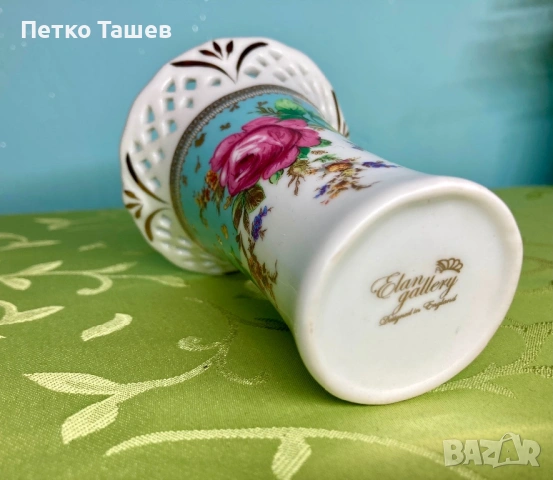 Порцеланова вазичка, снимка 4 - Вази - 53114417