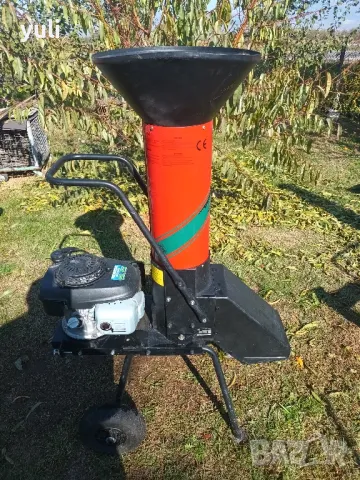 Дробилка за клони бензинова Хонда, снимка 2 - Градинска техника - 47726441