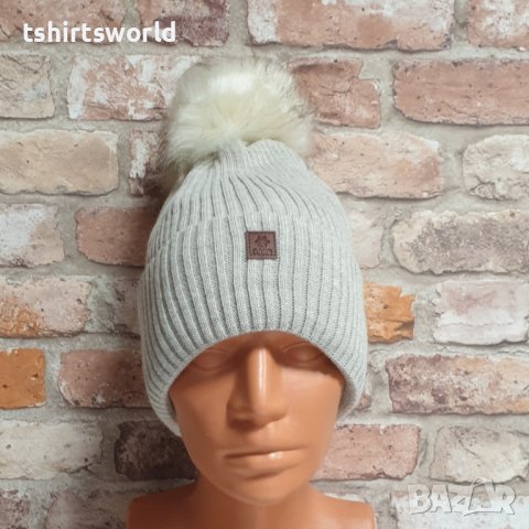 Нова зимна топла дамска Silver Star в светлосив цвят с пух/помпон