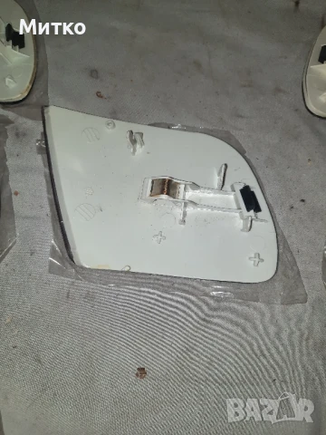 Чисто нови лява и дясна бленда за фар за Фолксвген Пасат В4 Volkswagen Pasat B4, снимка 7 - Части - 51220880