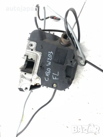 Предна лява брава Mercedes W203 C-class C180