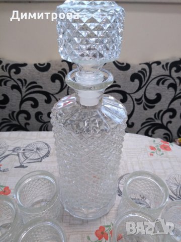 Сервиз за ракия с гарафа, снимка 4 - Сервизи - 27350207