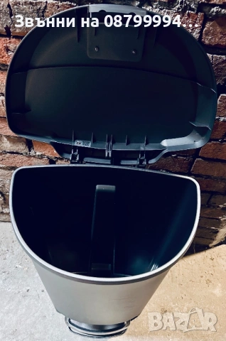 Кош за боклук Simplehuman 50л с педал и плавно затваряне, снимка 3 - Други стоки за дома - 53507919