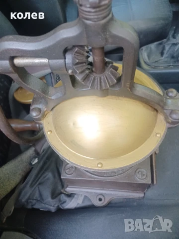 Маркова ретро кафемелачка