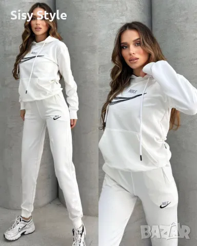 Дамски Екип Nike, снимка 3 - Спортни екипи - 49289442