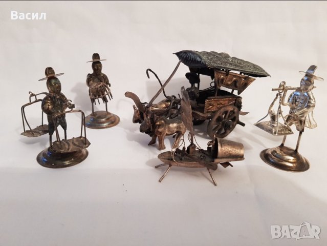 Сребърни фигури и посребрени 