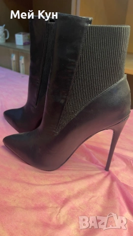 Дамски боти на висок ток