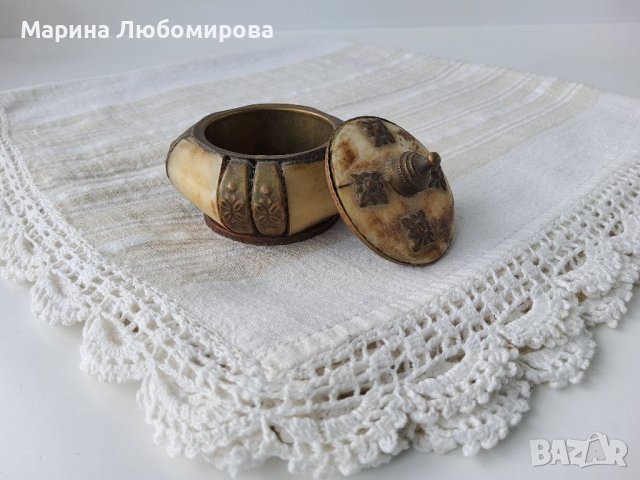 Малка кутийка, снимка 8 - Антикварни и старинни предмети - 19846927